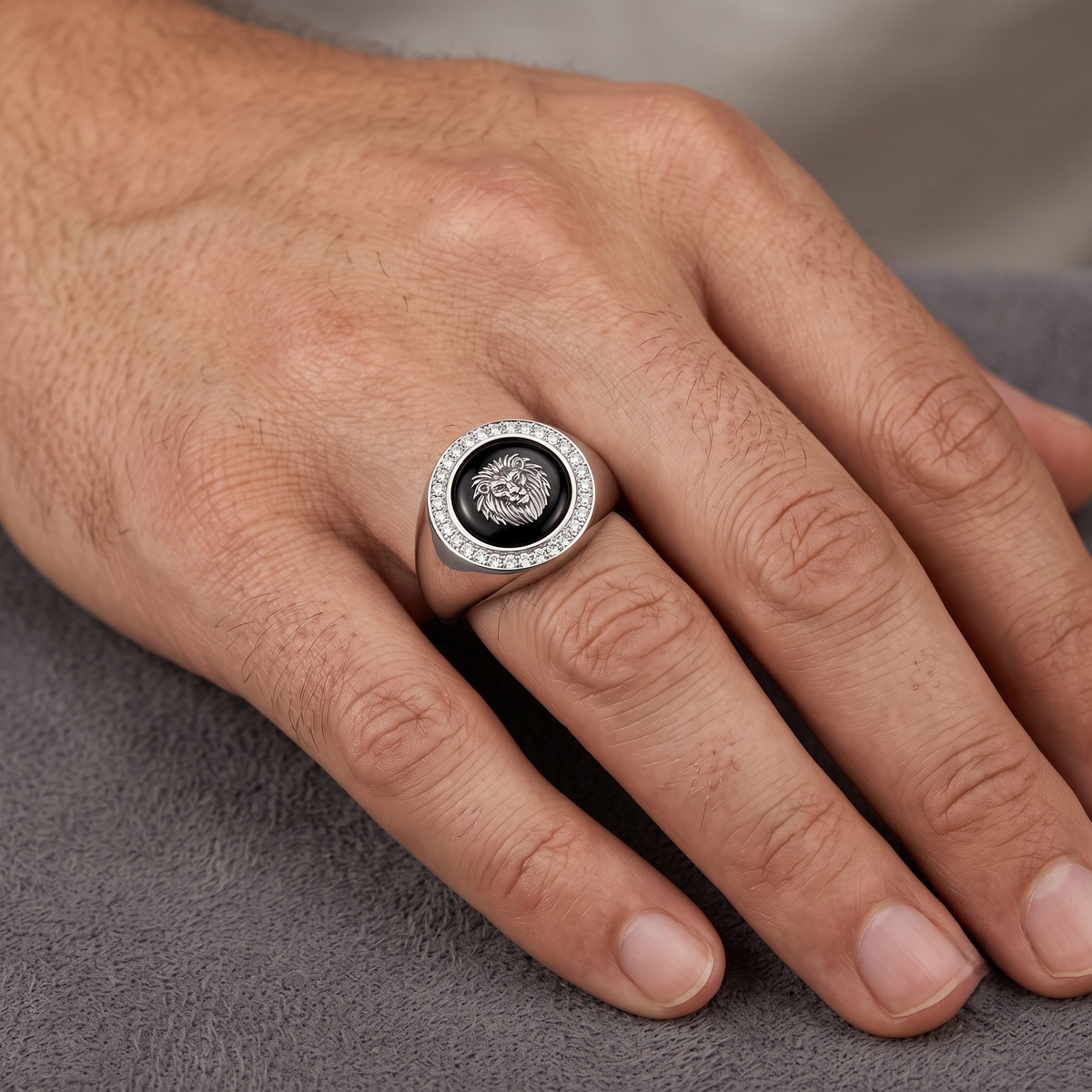 Silver Onyx and Lion Motif Signet Ring