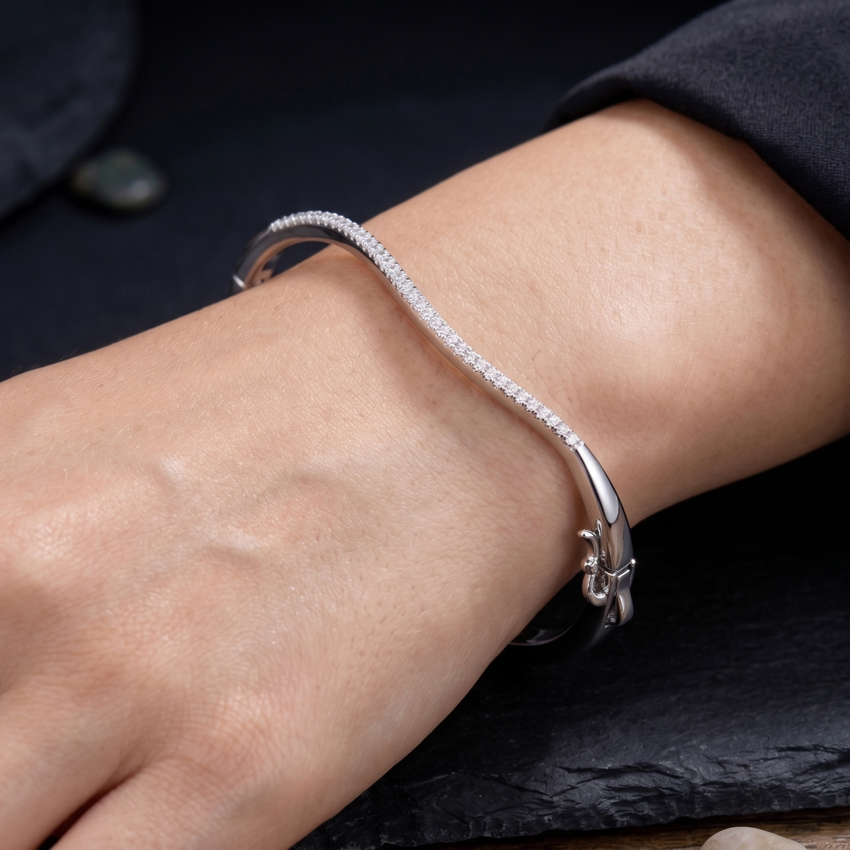 Silver Minimalist Wavy Pave Line Bracelet